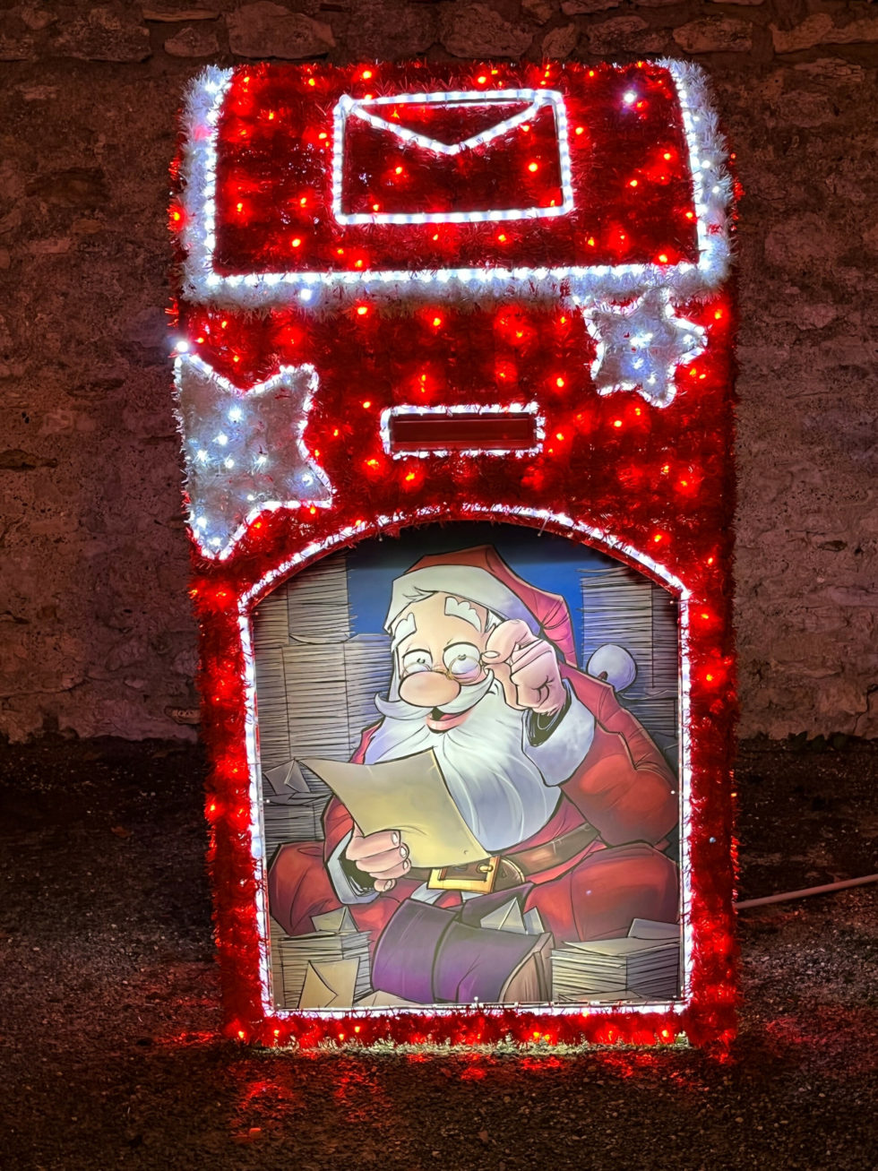 Boîte aux lettres du Père Noël - Fossé41